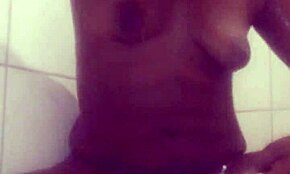 naejae keeps it squeaky clean