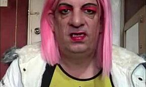 haters, you secretly wanna fuck me, don’t ya? 😏