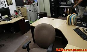 check out this hot asian brunette’s sexy upskirt with no panties, wow! 😍