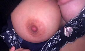 巨乳日本少女大奶被抚摸