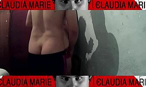 Tasting Fat Woman's Vaginal Flows Between Her Thighs