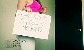 Teen Yoga Pants Booty Shake on Webcam Twerk Show