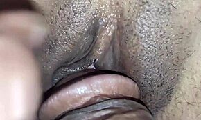 印度美女Sakshi著名硬肏内射快速炮