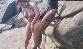 Fudelan�a com orgia na praia do rio de janeiro brazil