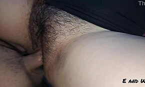 我小邻居的销魂呻吟，她好骚！