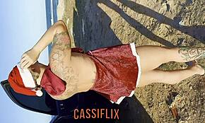 this santa mom was so nauty she gave her ass as a gift watch full on cassiflix