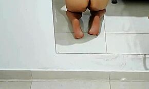 Helping maid's daughter enjoy a morning outdoor session