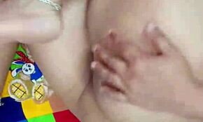 Indian girlfriend screams during hard fuck