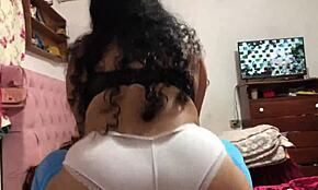 secretly filming my stepsister’s huge ass in tight leggings before her gym session