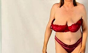 hot granny strips to reveal huge natural tits and closeup pussy