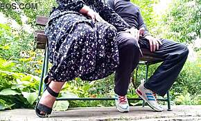 熟女BBW MILF训练新人，露闪和角色扮演