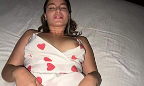 my tinder date fucks my hairy pussy better than ex