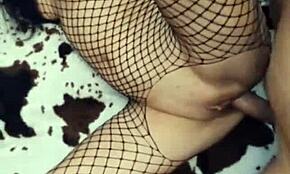 Authentic mature woman in homemade amateur video.