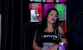 Ama Dar O Cu Mas Não Gostou Em Sua Primeira Vez Não Consegue Gozar Rápido E Sobre Produtora - Emily Louise Watch On Sheer Red