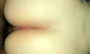 pregnant teen struggles with rent payment and seeks neighbor help