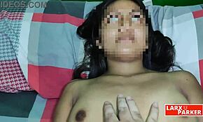 roxy fingers in casting room