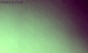 Wife gets huge creampie cheating on cuckold hubby