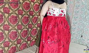 Anal pounding of chubby Indian bhabhi with clear Hindi audio