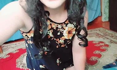 Hot big booty blonde gay crossdresserkitty rides in milf dress for fans.