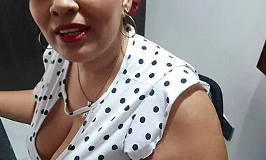 我的拉丁秘书婊子吸干我的大鸡巴