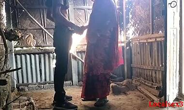 Red Saree Wife Delivers Intense Outdoor Blowjob in Official Localsex31 Video