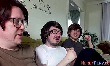 Tricked British Milf Gives Amateur Blowjob to Nerd in High Definition