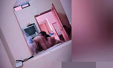 No Debes Emborracharte con el Idiota de Mi Hermanastro