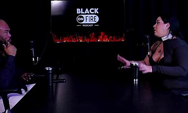 Bateu Em Uma Bmw Foi Aberta Com A M�e Teve Vazamento De Conte�do E Quer Ser Feita De Cadela - Pri Melancia Watch On Sheer Red