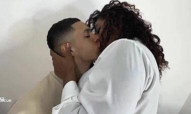 Students Secretly Fuck In Classroom Away From Teacher - Max Betancur And Carla Morelli